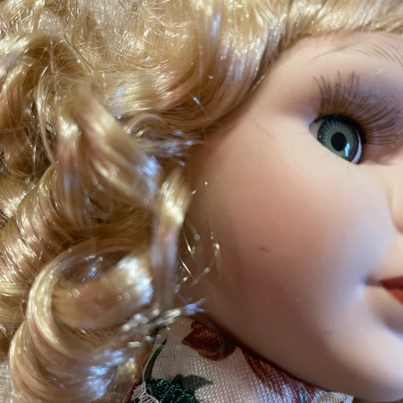 Ashley Belle Collection Porcelain Doll - Picture 3 of 5